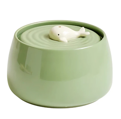 Elegant Matstation med Keramikskålar och Träställning